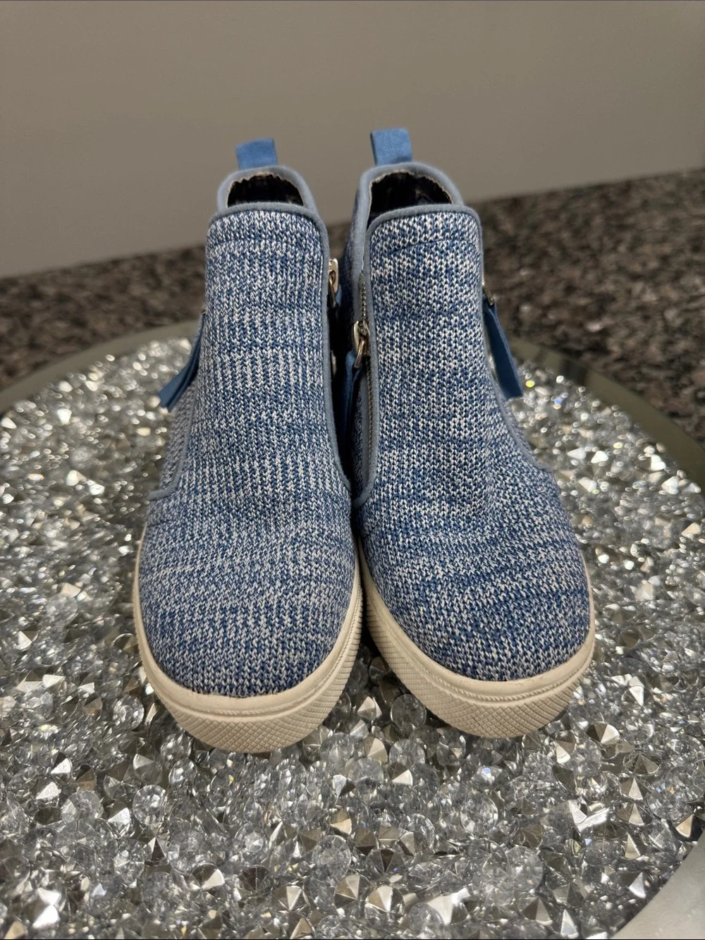 Steve Madden Blue Knit Wedge Sneaker with Side Zip EUC 1